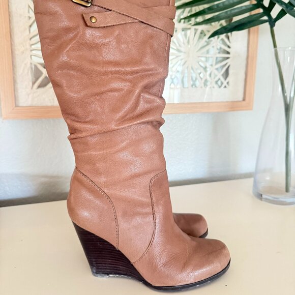Guess Tall Wedge Boot Caramel Color Size 6.5 - Picture 1 of 7